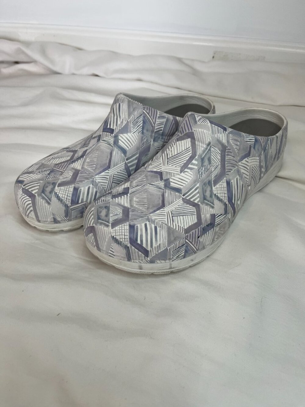 Dansko White Blue Gray Geometric Pattern Clogs - Picture 2 of 8